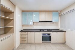 Grandeur 8 (D20), Condominium #620028701